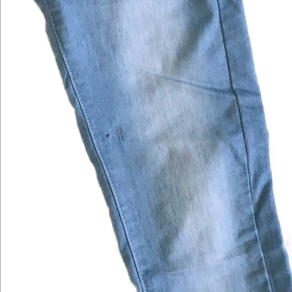 Light Jeans - Picture 3 of 6